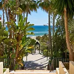 Honeymoon Corner Suite, Sun-all-day Terrace On The Of Apartamento Marbella