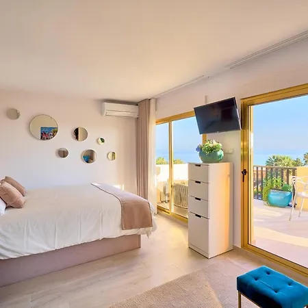 Honeymoon Corner Suite, Sun-all-day Terrace On The Of Appartamento *