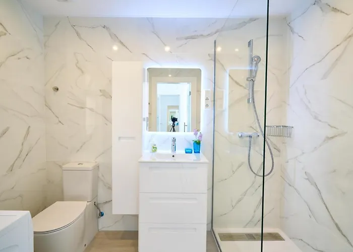 Honeymoon Corner Suite, Sun-all-day Terrace On The Of Appartamento Marbella